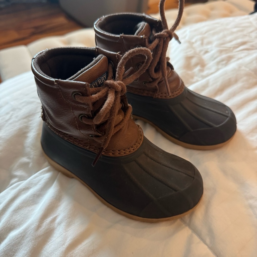 Boys Sperry Duck boots -  Brown and Black size 9T - Picture 3 of 6
